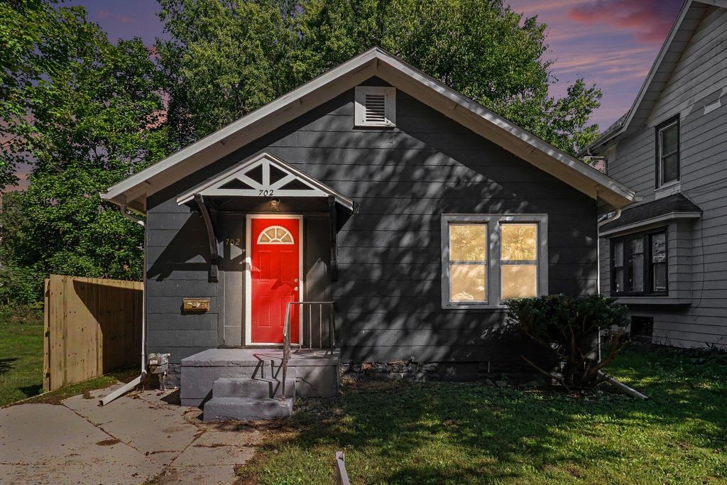 702 Fenimore Avenue, Kalamazoo