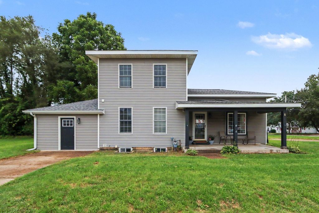534 W Allegan Street, Plainwell