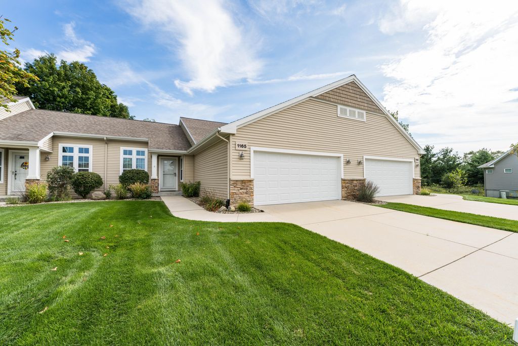 1165 S Village Circle Building: 10, Kalamazoo