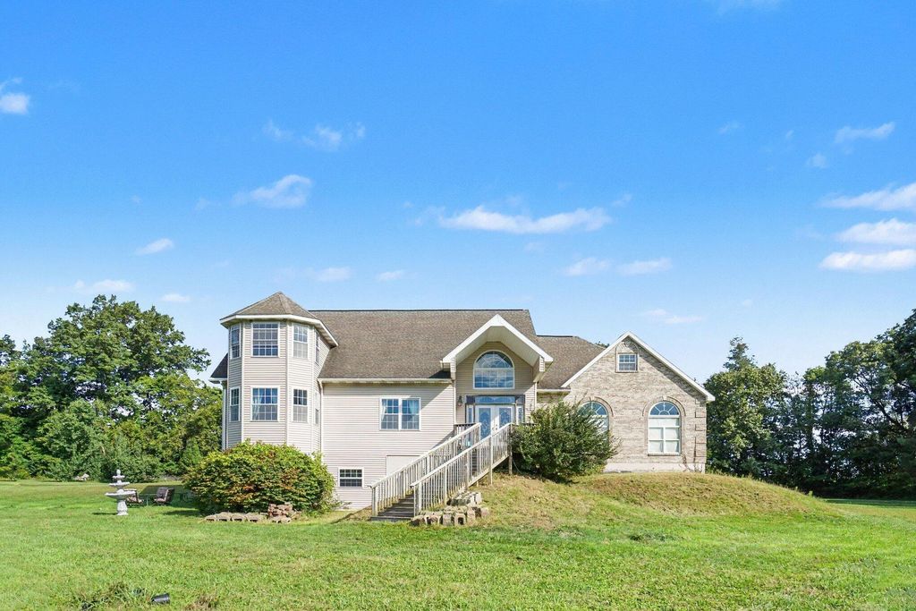 26600 Mintdale Road, Sturgis