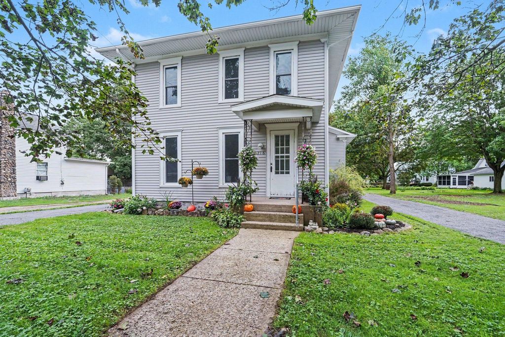 216 N Nottawa, Mendon
