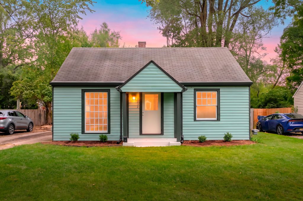 1232 Nassau Street, Kalamazoo