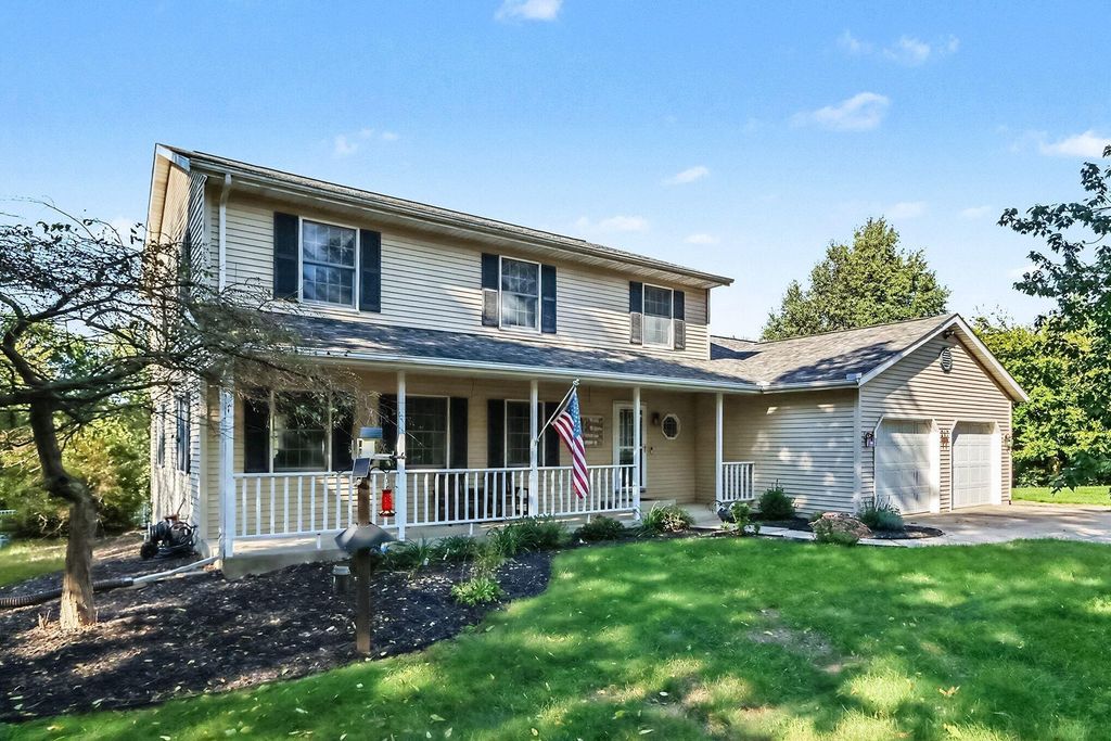 10154 Paw Paw Lake Drive, Mattawan