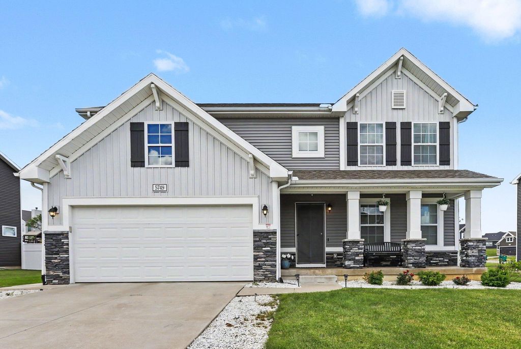 5749 Copper Leaf Trail, Portage