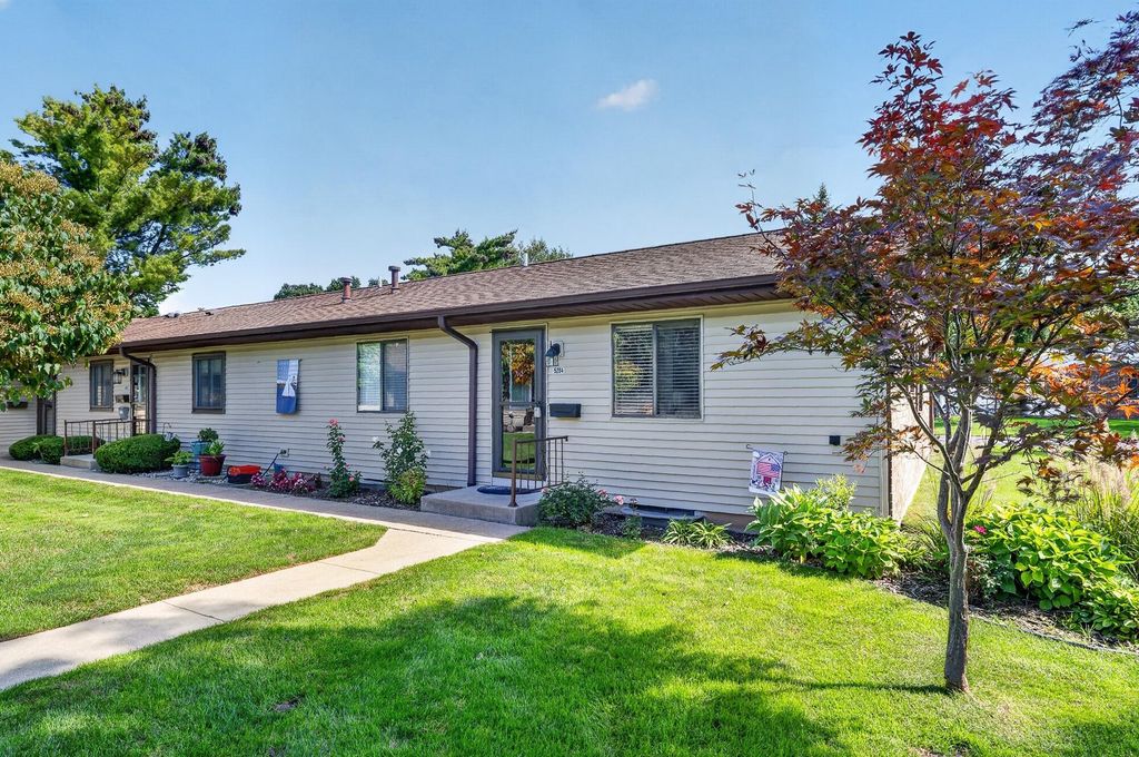 5264 Green Meadow Road, Kalamazoo