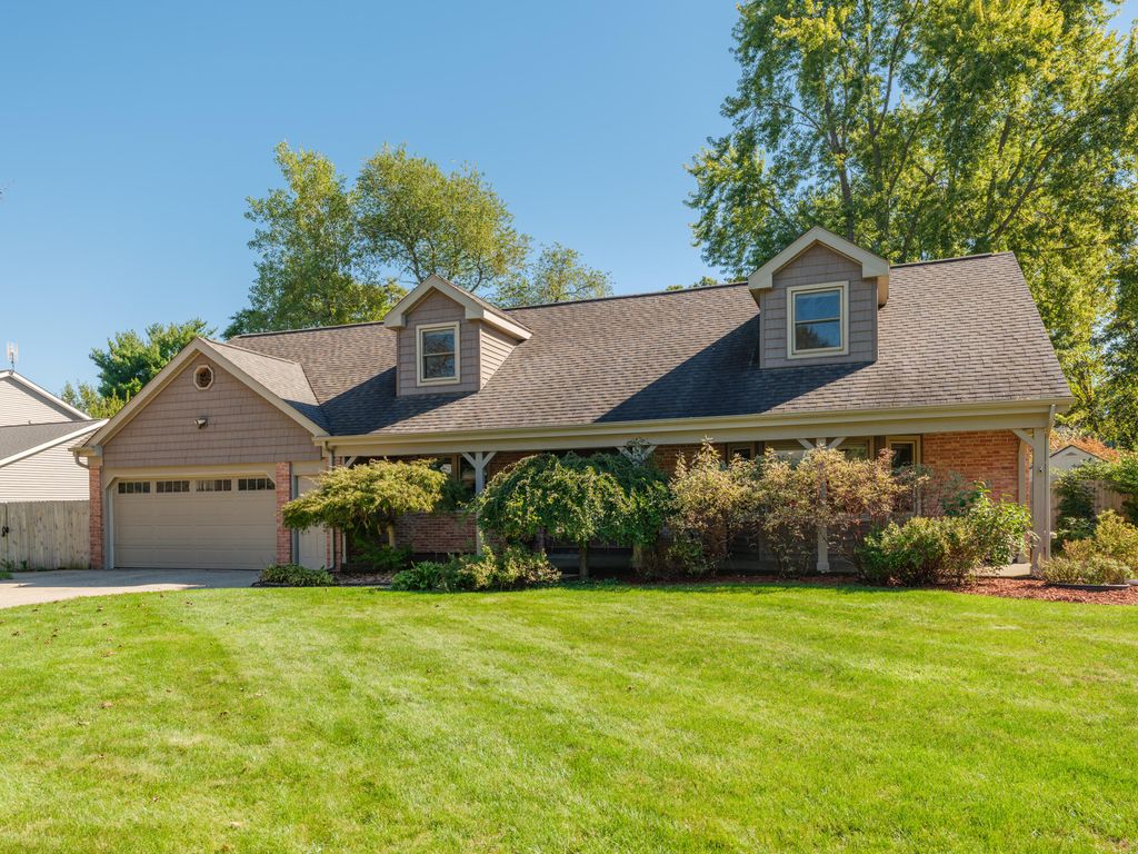 6343 Cypress Street, Portage