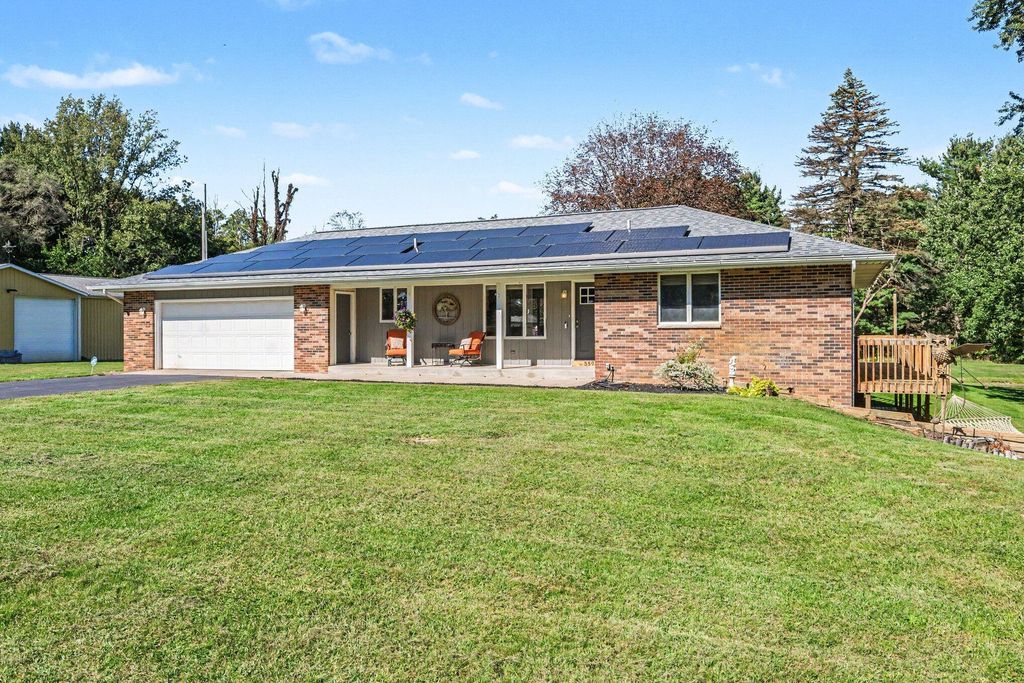 5593 E Tu Avenue, Vicksburg