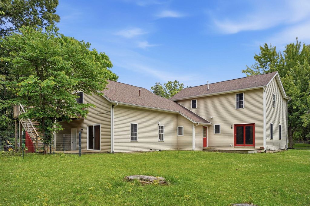 9050 Almena Drive, Kalamazoo