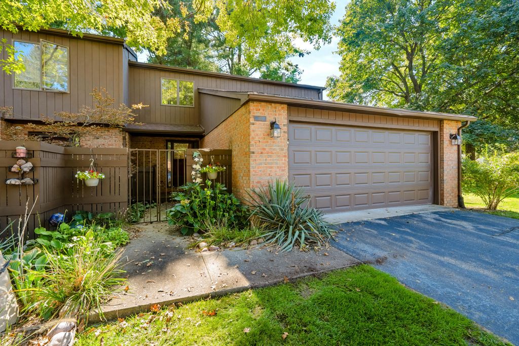 131 Pine Cove Circle, Kalamazoo