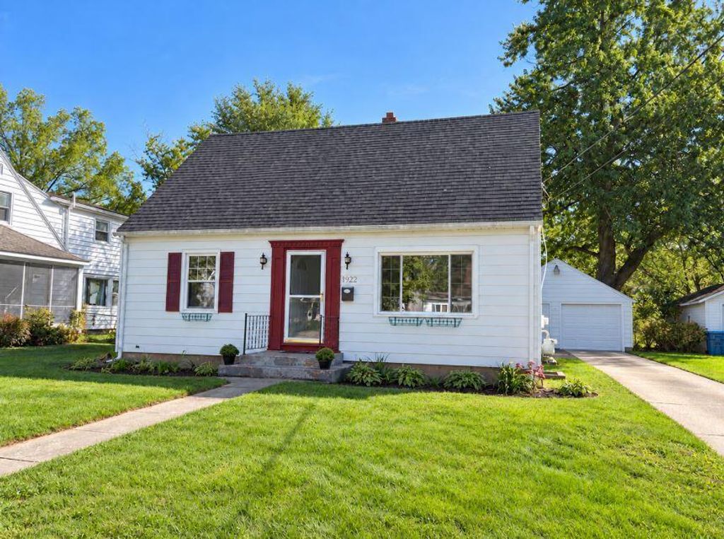 1922 Miles Avenue, Kalamazoo