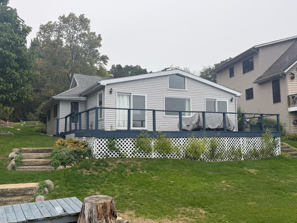 12831 Sycamore Point Drive, Plainwell