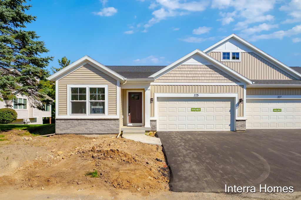 325 Round Hill Road, Kalamazoo