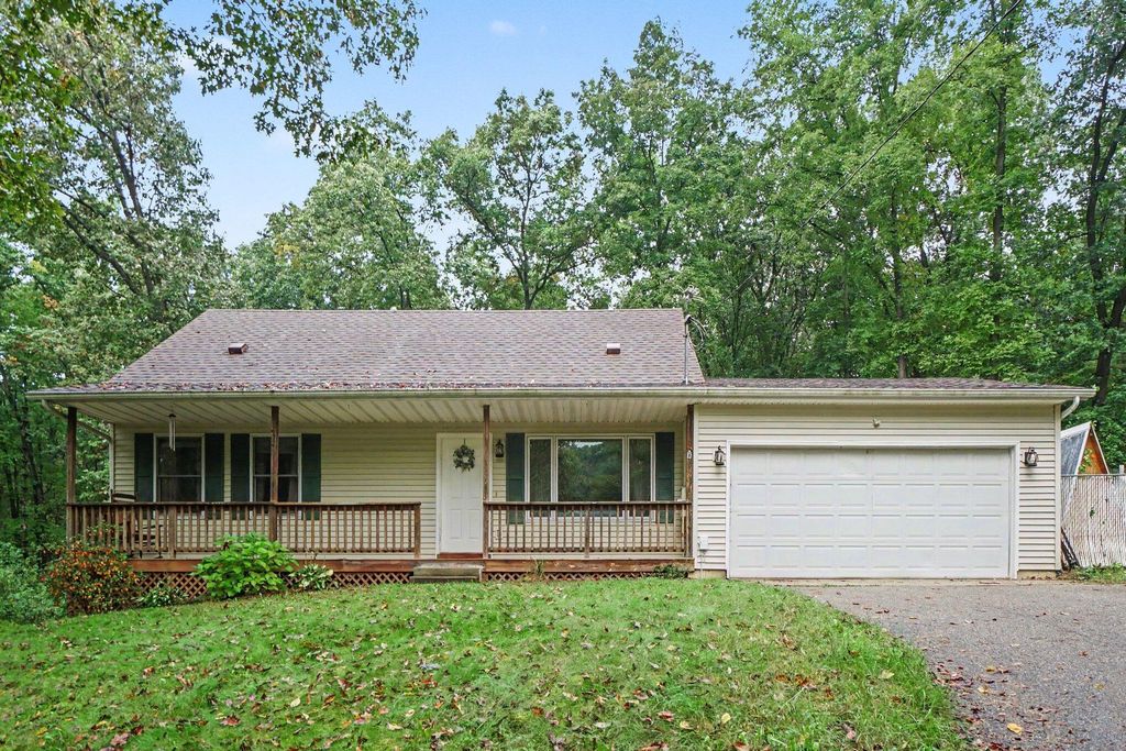 251 Lakeway Drive, Battle Creek