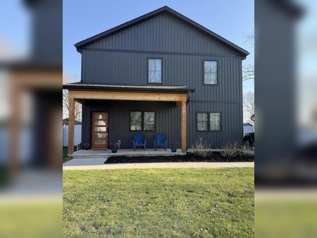318 Edgell Street, South Haven