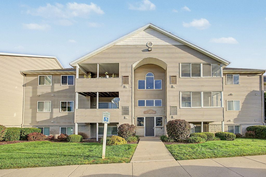 8364 N Jasonville Court Se, Caledonia