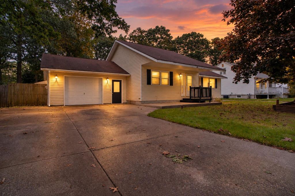 3171 Kooi Street, Muskegon
