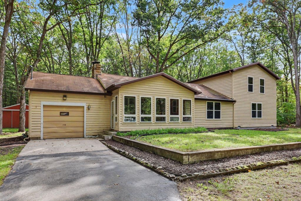6676 S Walker Road, Fruitport