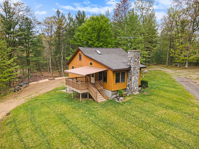 4900 N Railroad Avenue, Pentwater township