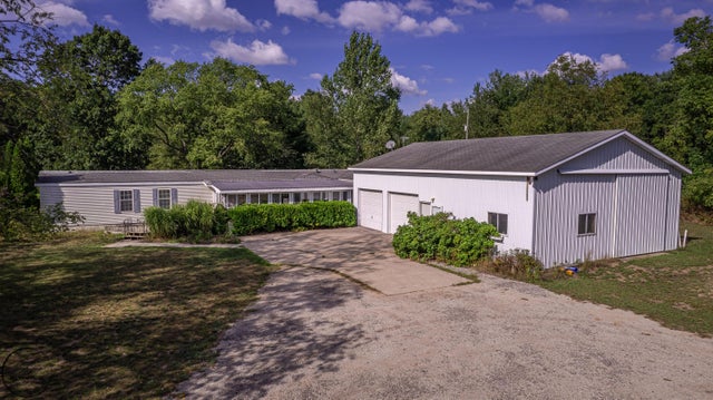 8716 N 80th Avenue, Weare township