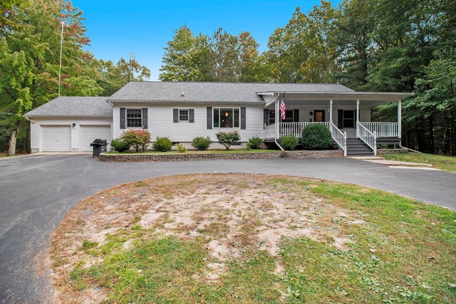 2494 Hemker Lane, Filer charter township