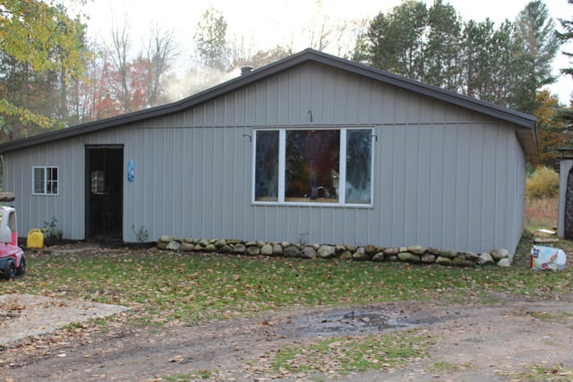 15527 Nine Mile Road Road, Maple Grove township