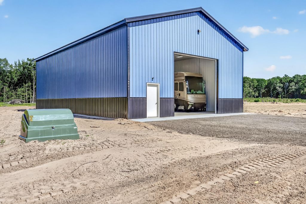 4150 W Dune Locker Place, Golden township