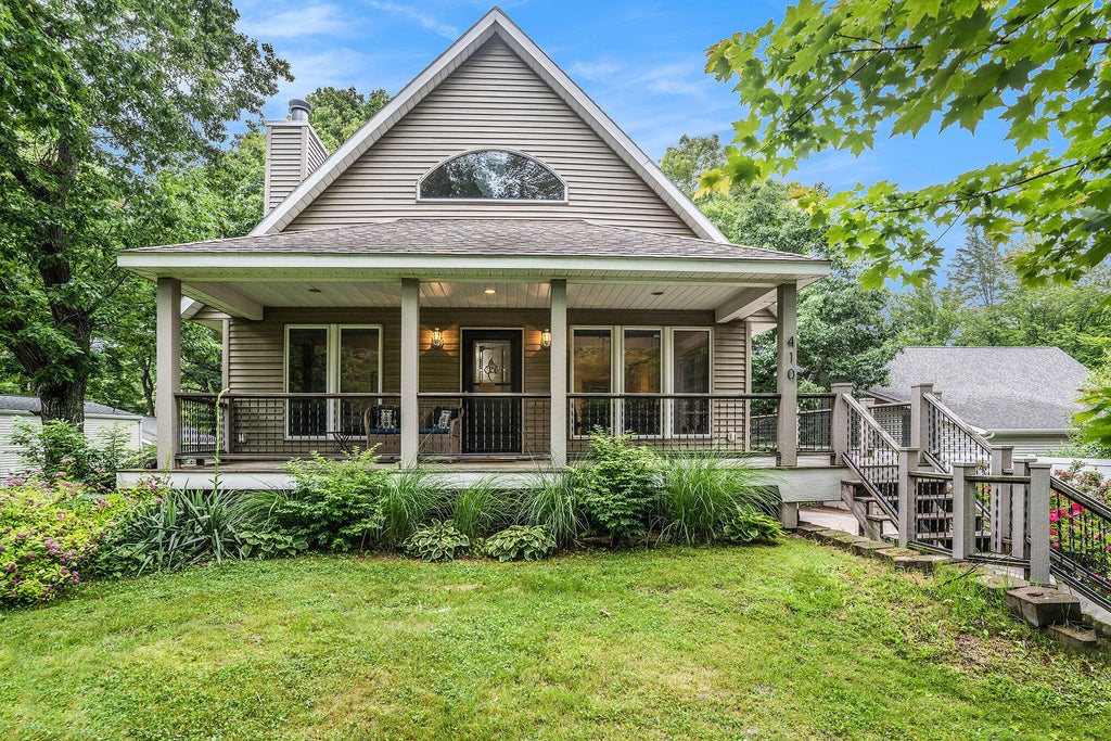 410 N Spencer Road, Golden township