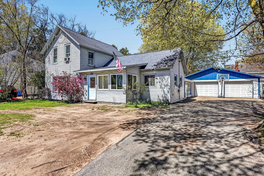140 W Main Street, Hart city
