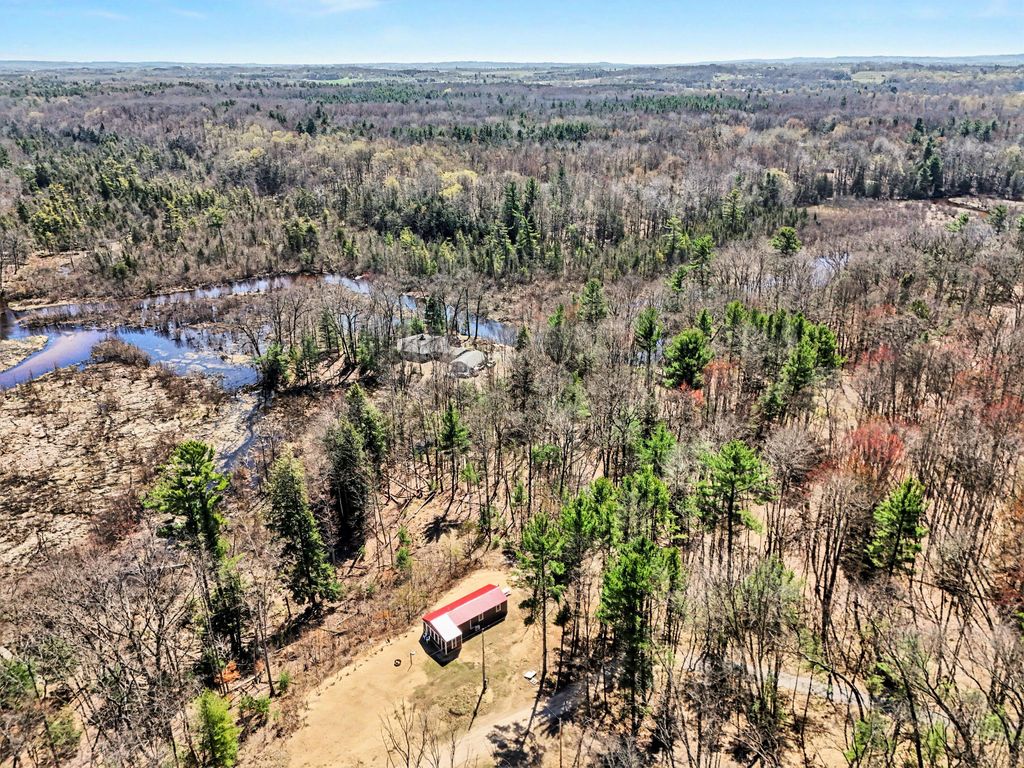 7364 N Northern Drive, Weare township
