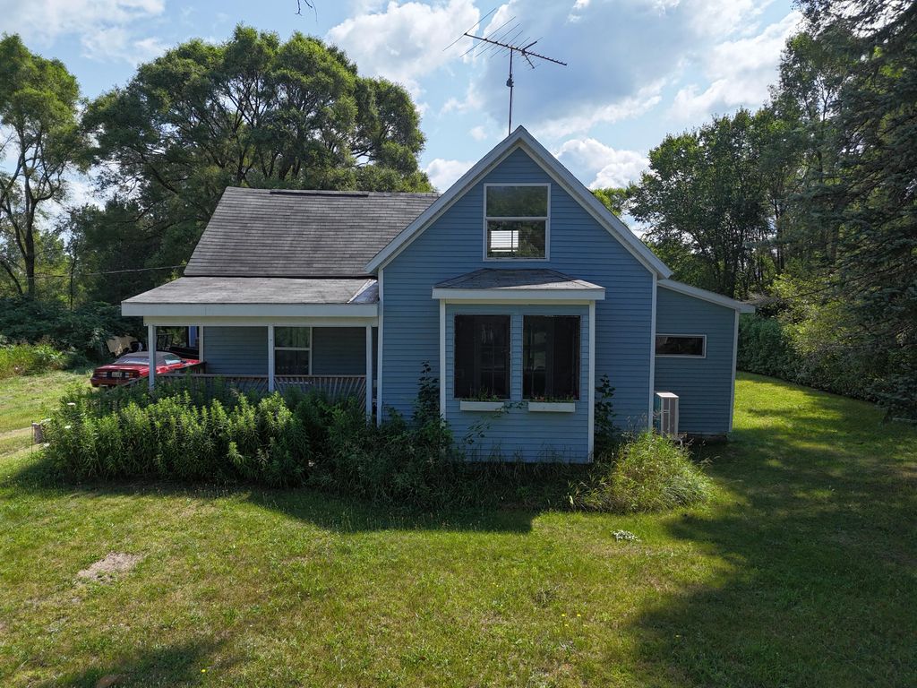 7435 3rd Street, Weldon township