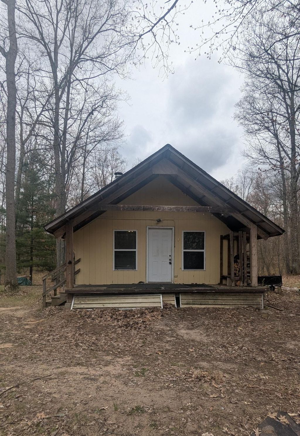 20179 Coates Highway, Dickson township