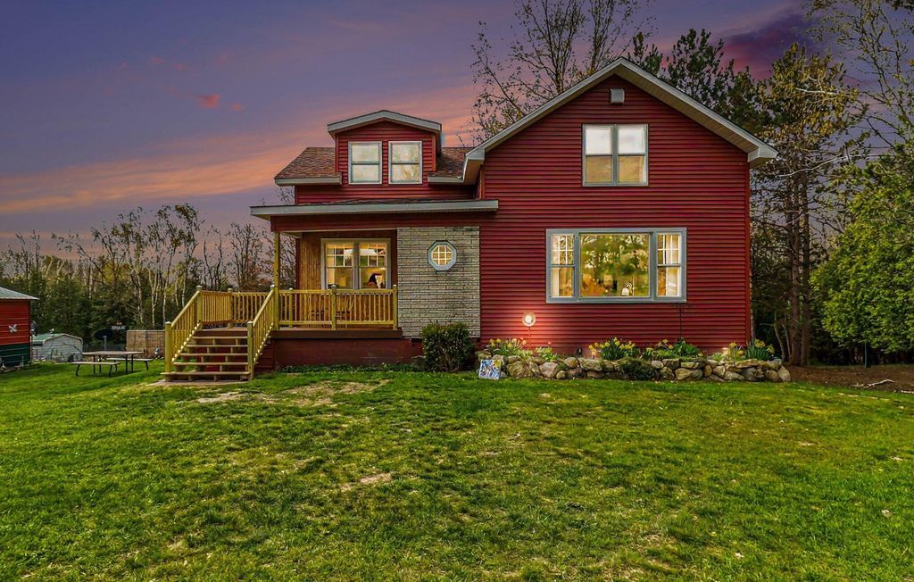 3625 W County Line Road W, Grant township