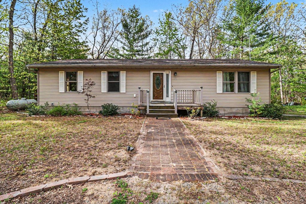 7137 E Catherine Road, Branch township