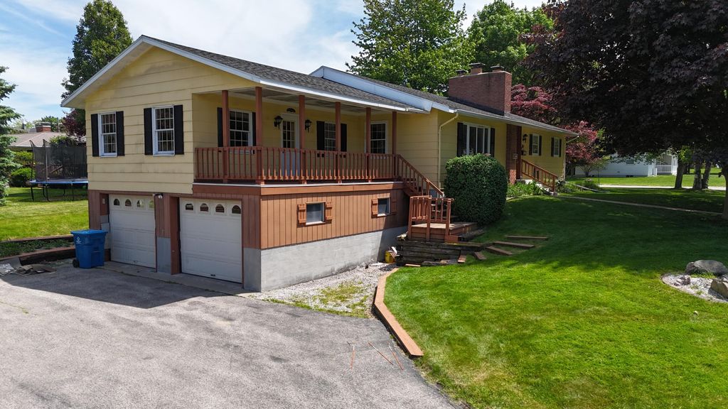 597 Birch Street, Manistee city