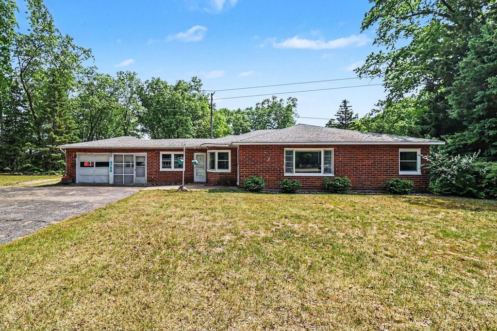4765 Caberfae Highway, Stronach township