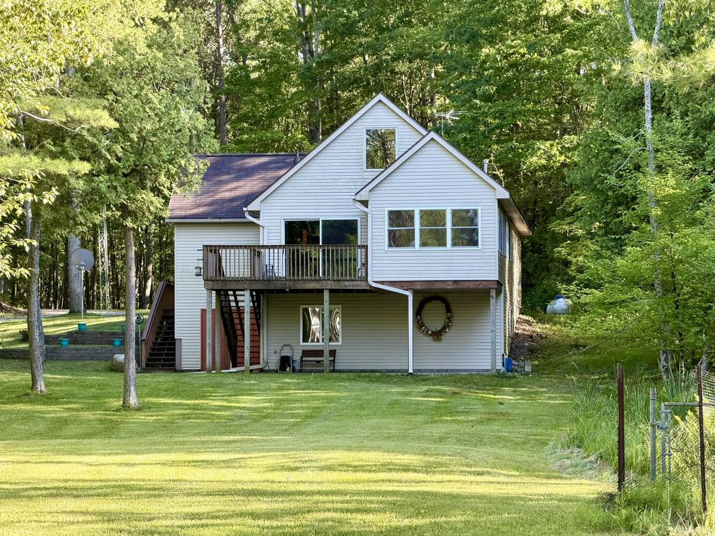 4081 N Stephanie Drive, Sheridan township