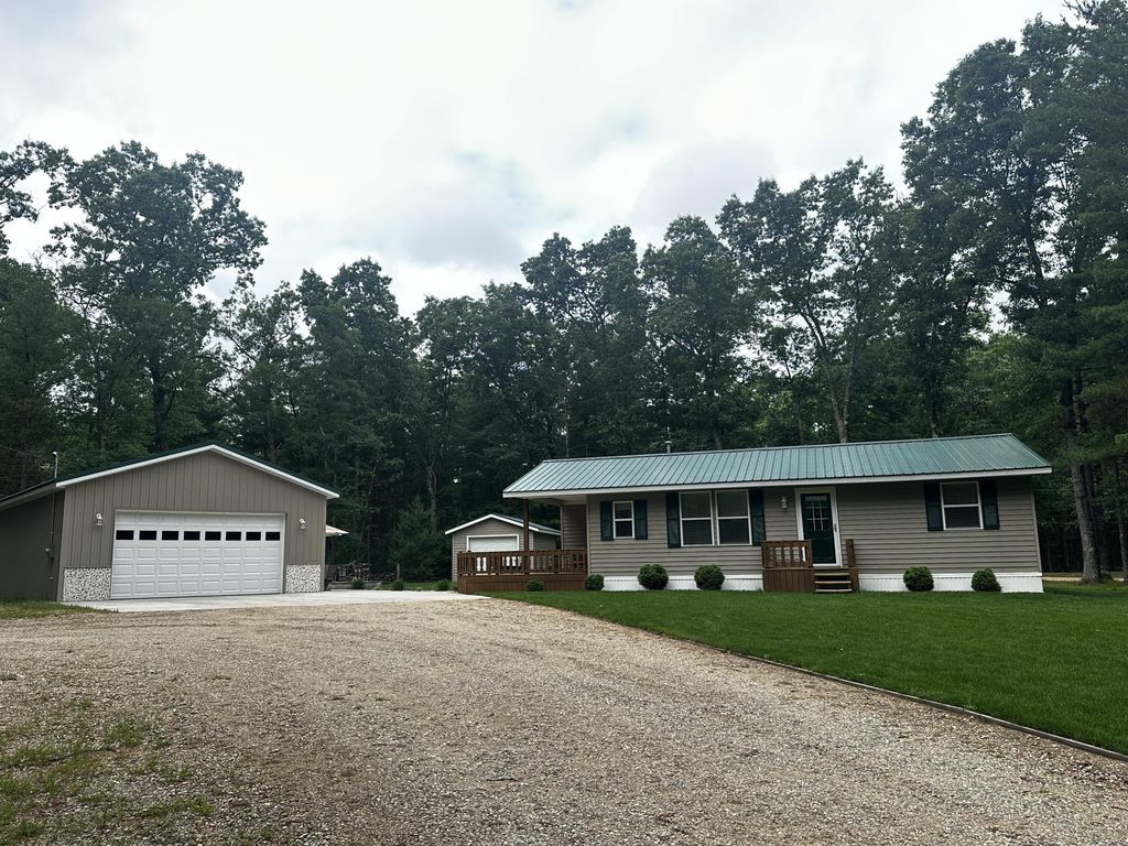 11968 N Midget Lake Drive, Elk township