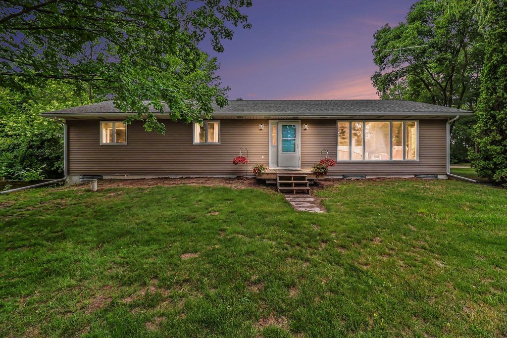 3585 N 72nd Avenue, Hart township