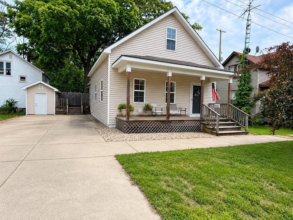 603 S George Street, Ludington city