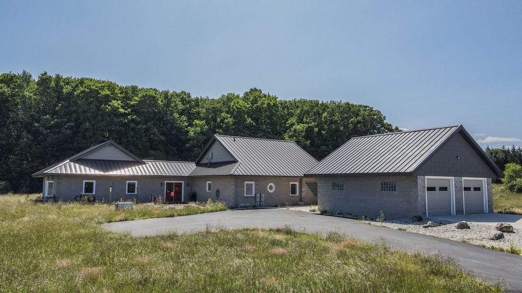 11425 Kerry Road, Brown township