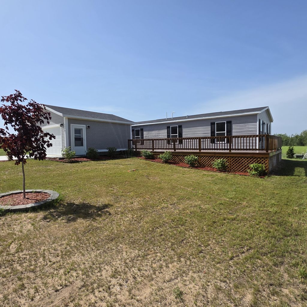 5556 W Lake Boulevard, Golden township