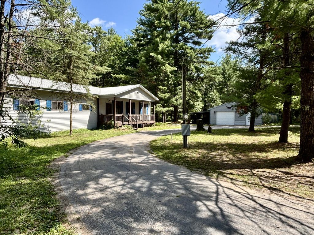 2594 S Forman Road, Unknown City