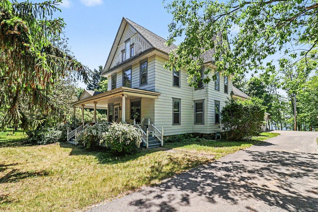 4539 S Lakeshore Drive Unit: 2.8 Acres, Summit township