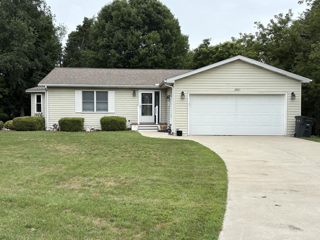 3501 W Circle Drive, Hart township