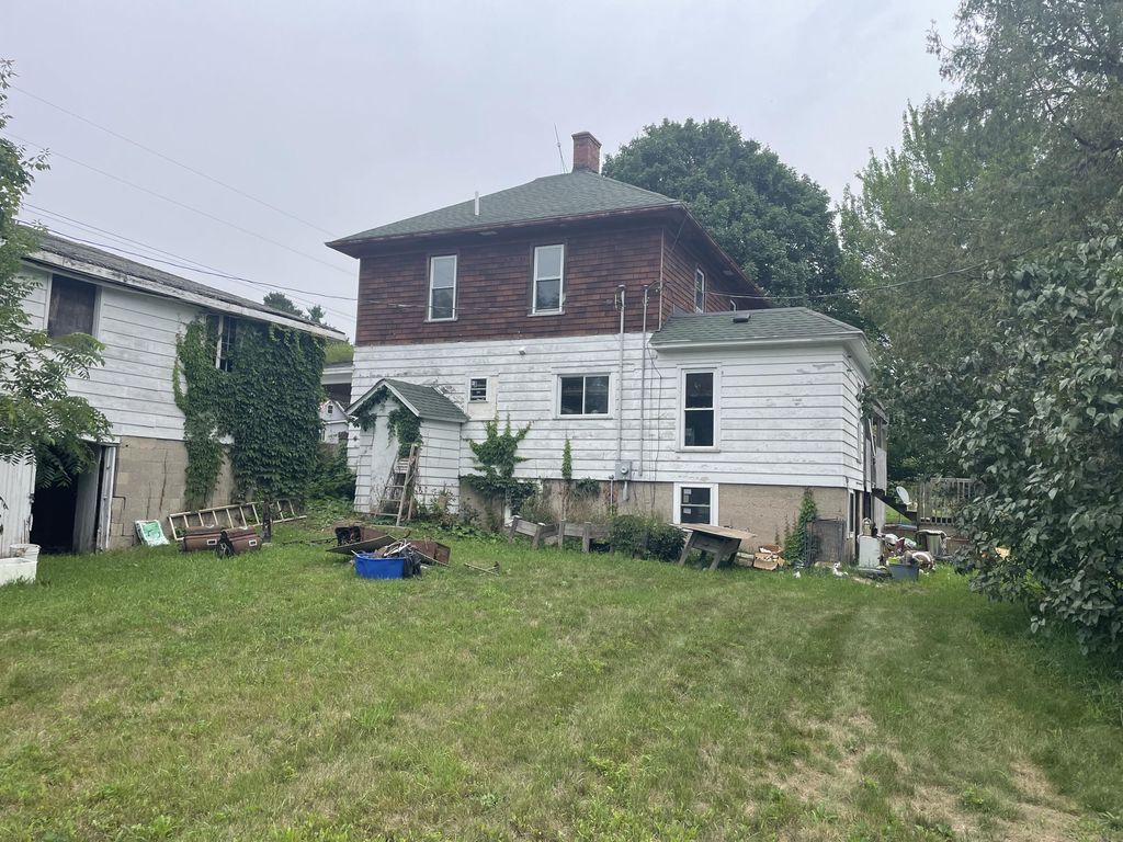 55 W Polk Road, Hart township