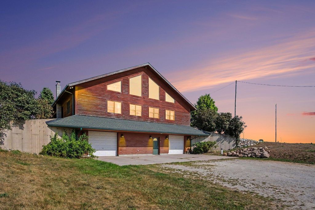 332 N Warner Avenue, Fremont