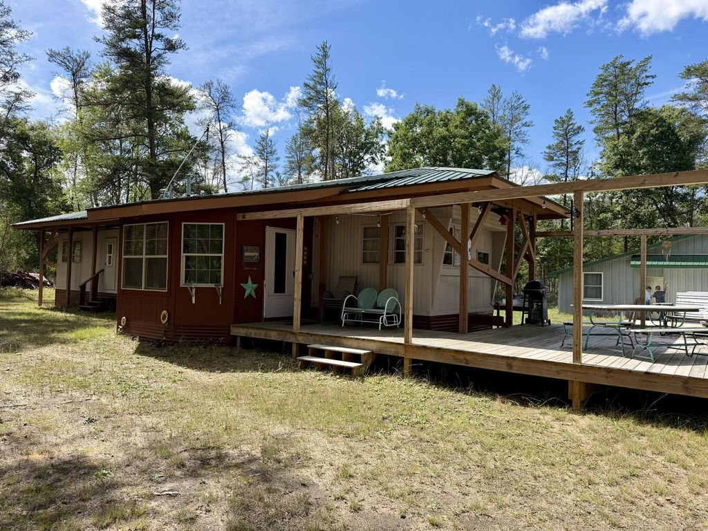 10797 N Twin Creek Road, Irons