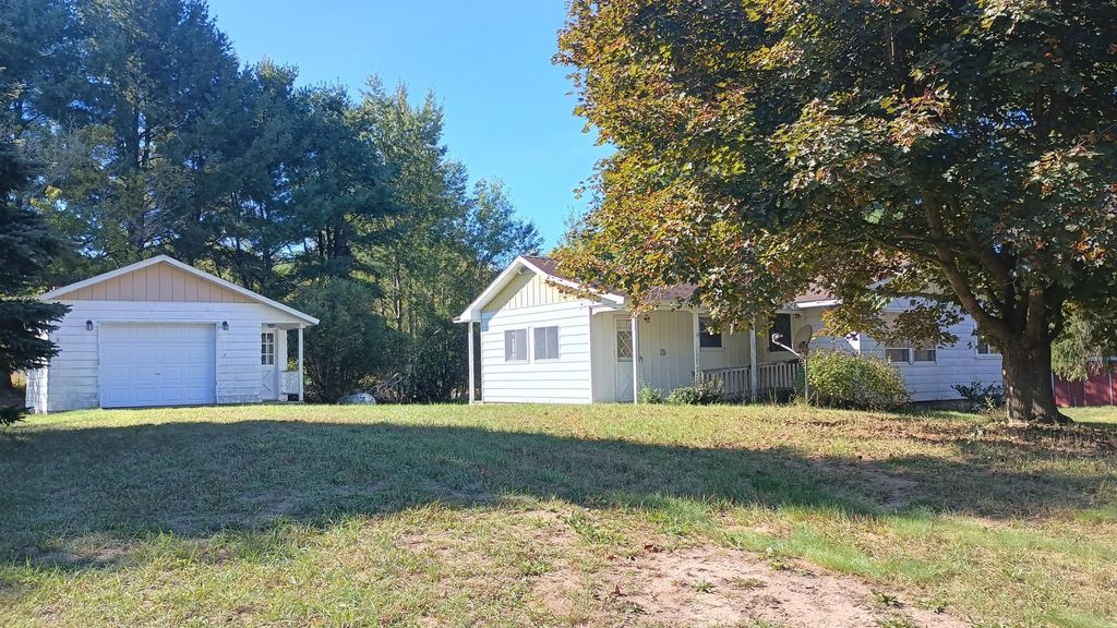 617 W Sugar Grove Road, Scottville