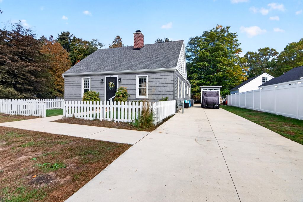 158 Park Street, Pentwater