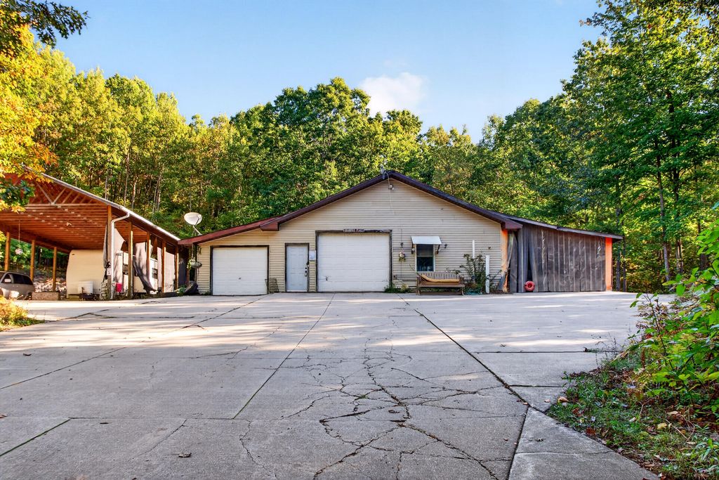 7149 W Homer Lake Road, Shelby